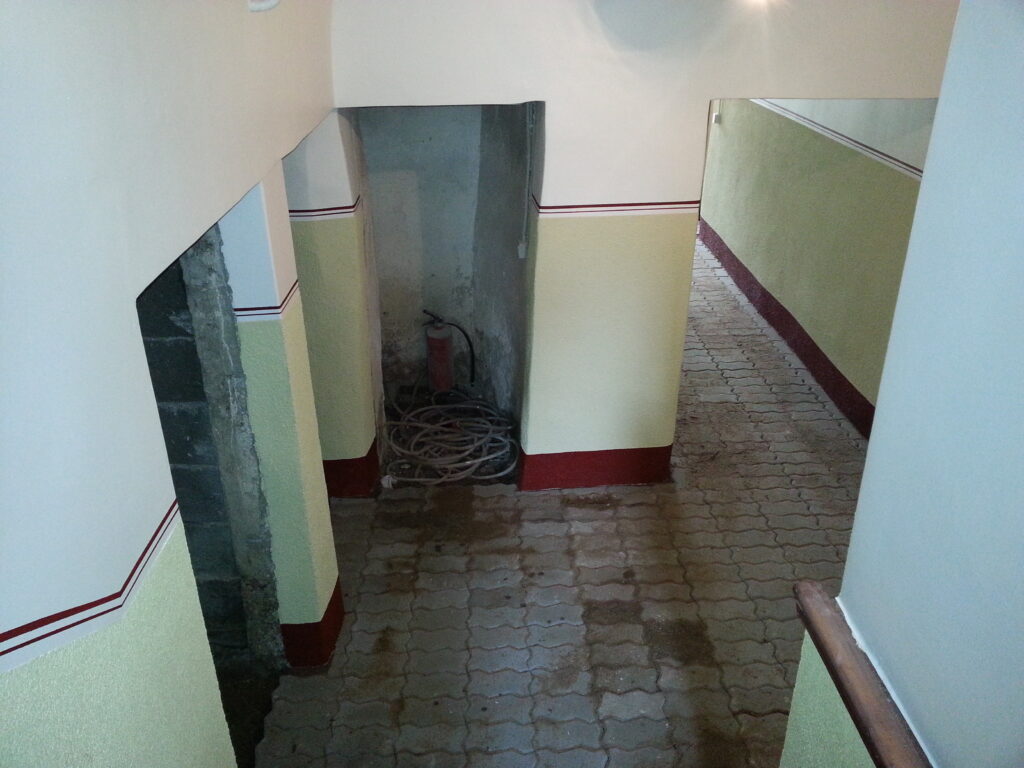 Telliskivi 50a trepikoja remont ø;