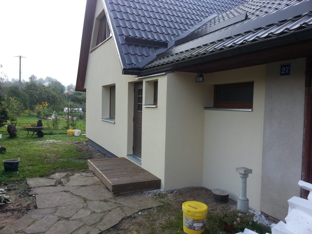 Aespas eramu fassaaditööd ø;