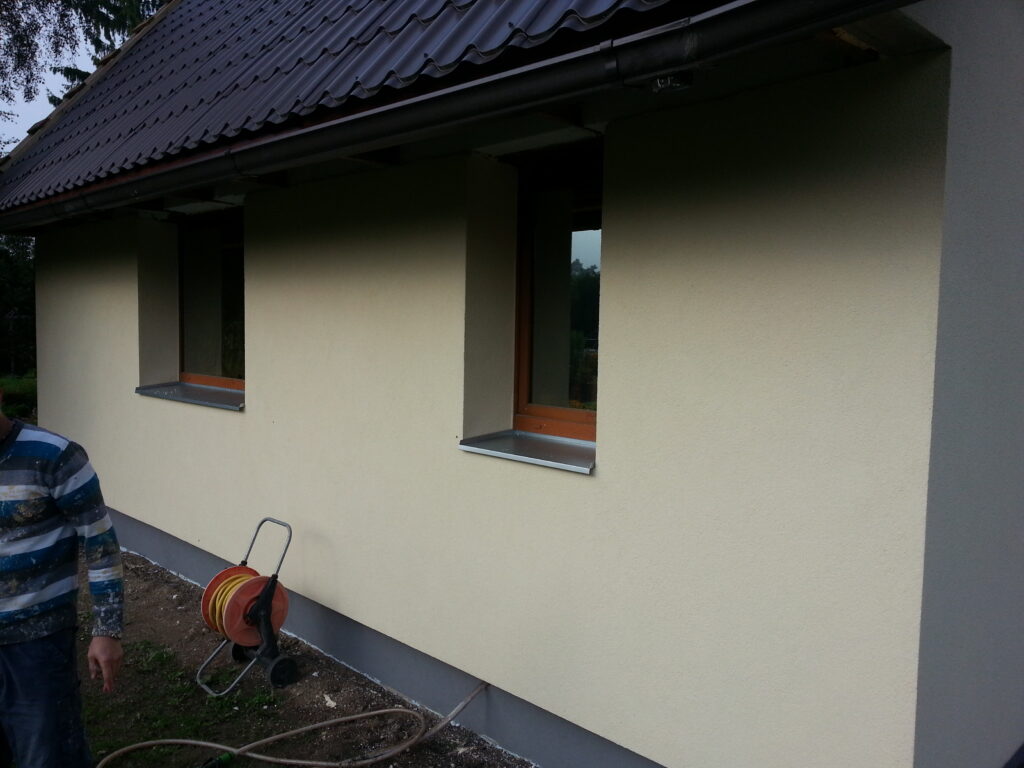 Aespas eramu fassaaditööd ø;