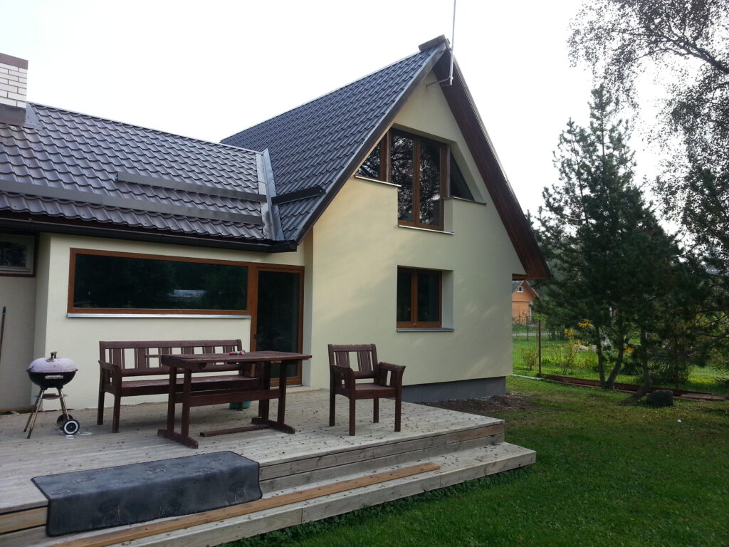 Aespas eramu fassaaditööd ø;